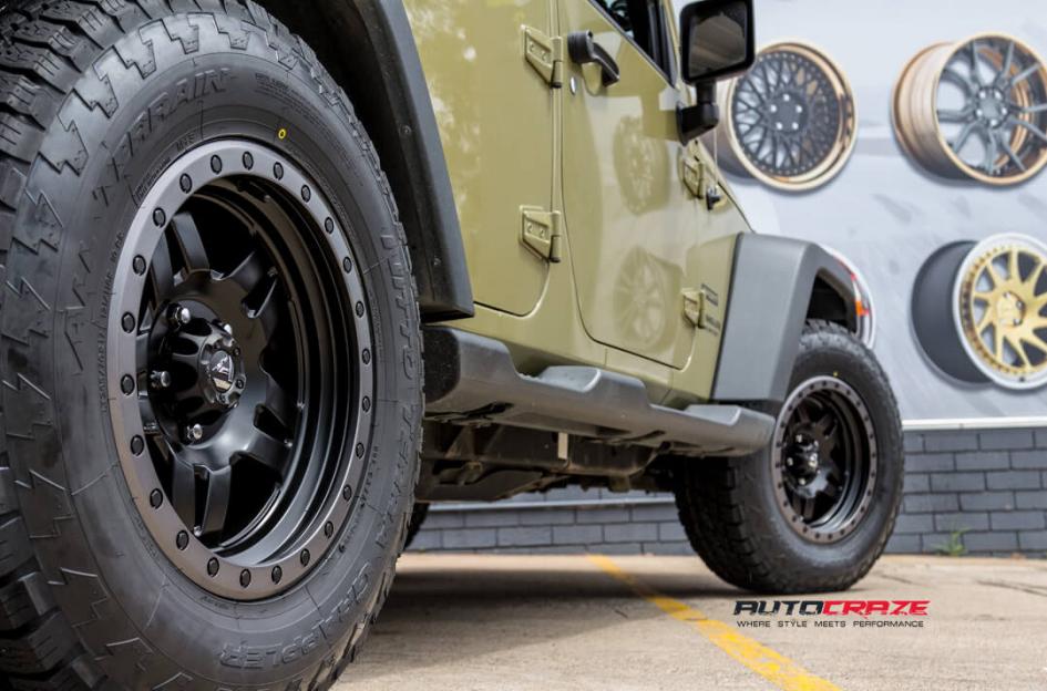 JEEP WRANGLER ANZA MATTE BLACK WITH ANTHRACITE RING